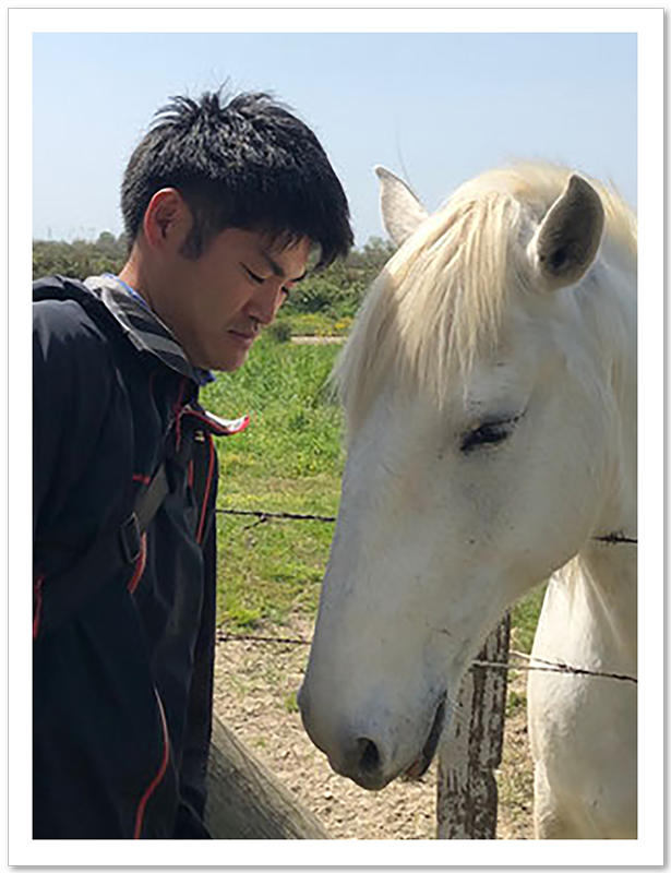 歯科医院に貢献するフリーランス集団